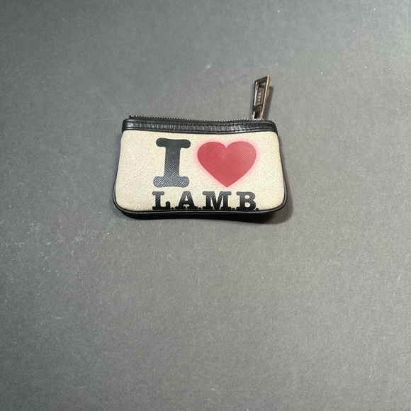 "I ❤️ L.A.M.B." Gwen Stefani Coin Purse - Picture 1 of 6